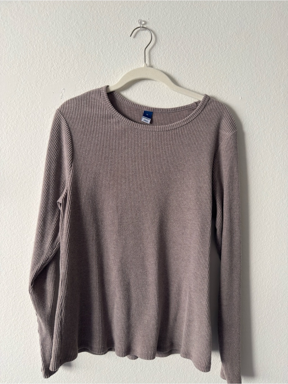 Old Navy Women's Long-Sleeve Ribbed Crewneck Top - Taupe